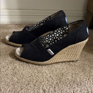 TOMS Black Canvas Wedge Sandals